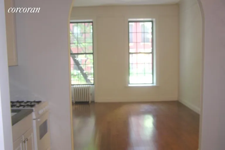 New York City Real Estate | View 155 East 85th Street, 22 | room 3 | View 4