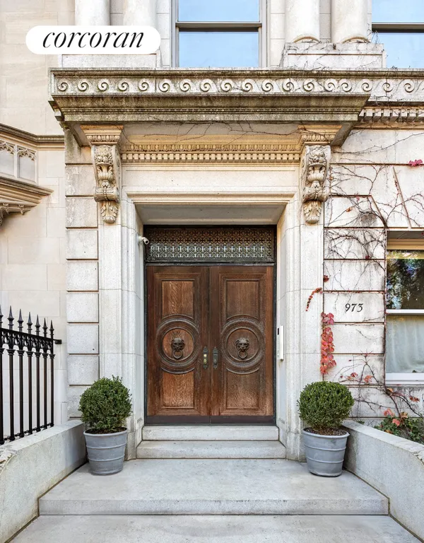 New York City Real Estate | View 973 Fifth Avenue | room 2 | View 3