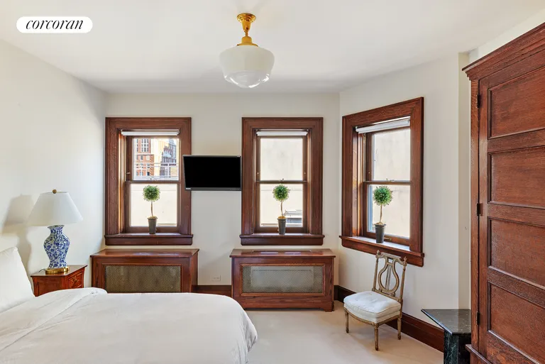 New York City Real Estate | View 973 Fifth Avenue | room 61 | View 62