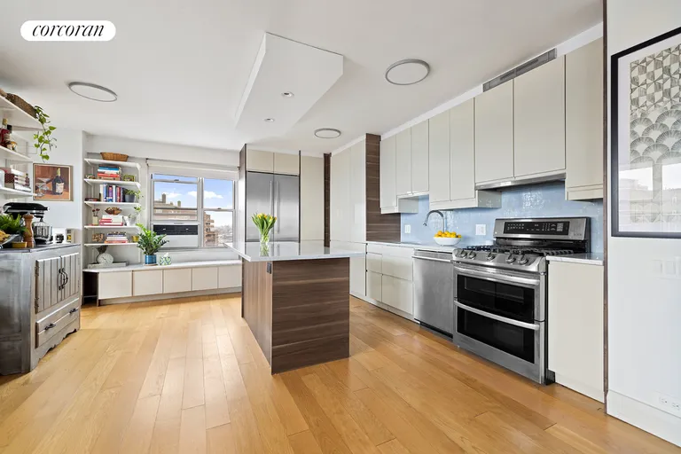 New York City Real Estate | View 572 Grand Street, G1904 | room 2 | View 3