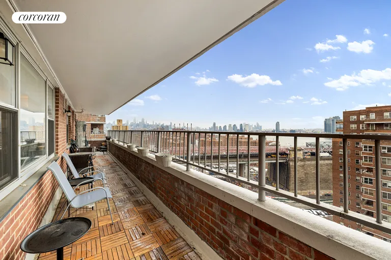New York City Real Estate | View 572 Grand Street, G1904 | room 10 | View 11