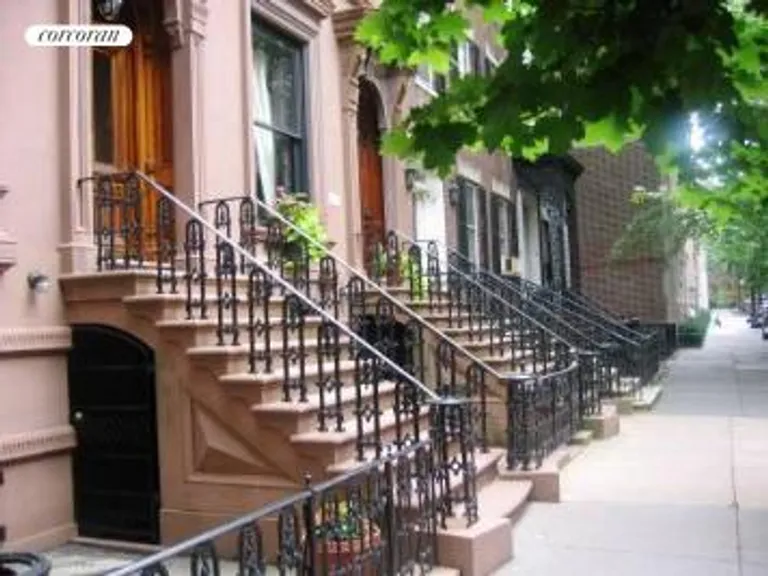 New York City Real Estate | View 107 Willow Place, PLR-F | 1 Bed, 1 Bath | View 1