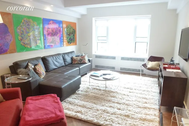 New York City Real Estate | View 44 East 67th Street, 10D | 1 Bed, 1 Bath | View 1