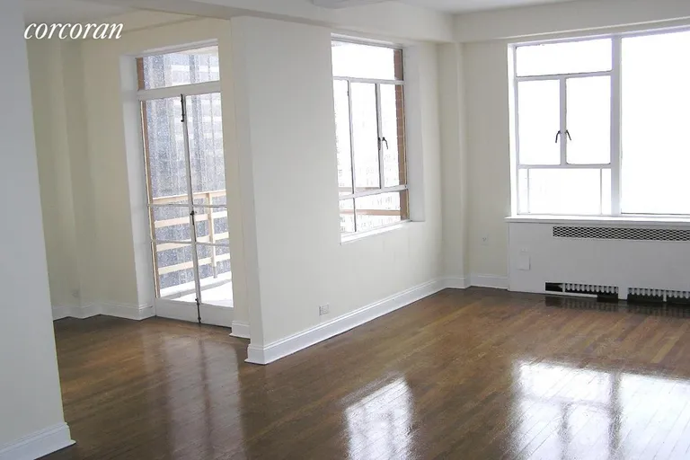 New York City Real Estate | View 240 Central Park South, 18A | room 2 | View 3