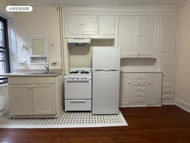 New York City Real Estate | View 532 West 50th Street, 5BR | Other Listing Photo | View 2