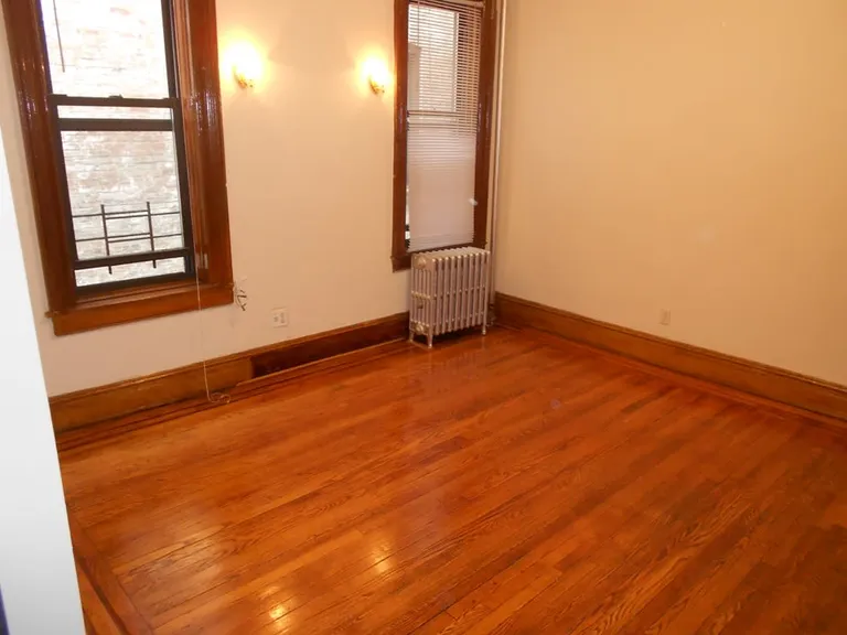 New York City Real Estate | View 812 8th Avenue, 2C | room 2 | View 3