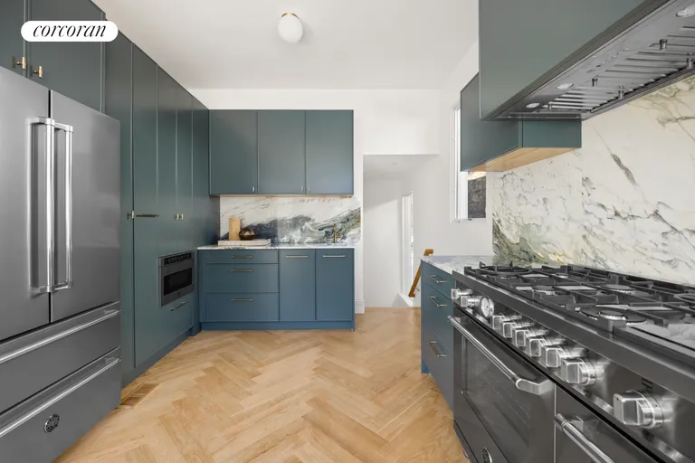 New York City Real Estate | View 453 Stratford Road | room 7 | View 8