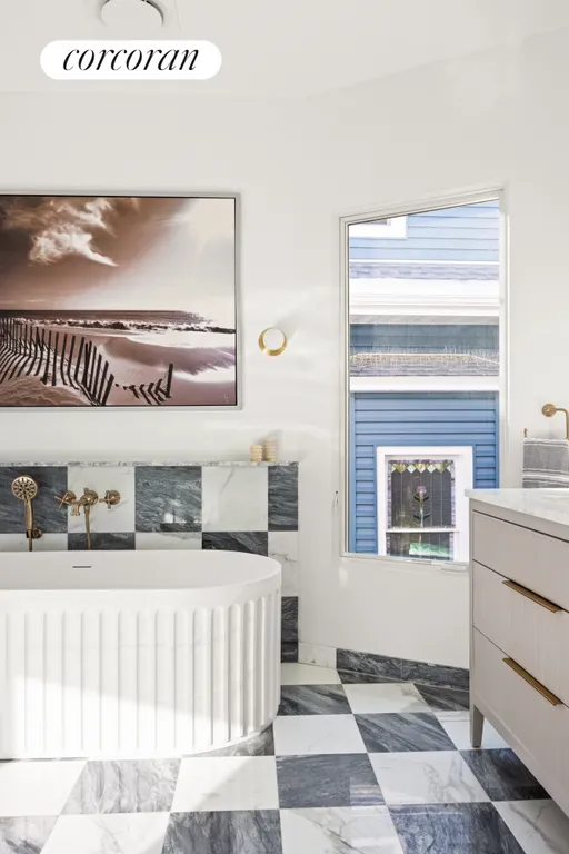 New York City Real Estate | View 453 Stratford Road | room 13 | View 14