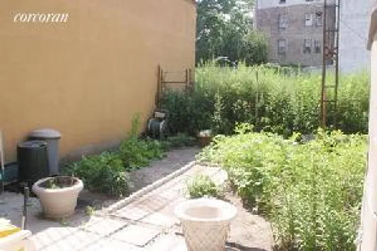 New York City Real Estate | View 210 Hoyt Street | room 1 | View 2