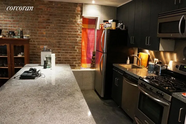 New York City Real Estate | View 188 South 8th Street, GARDEN | room 2 | View 3