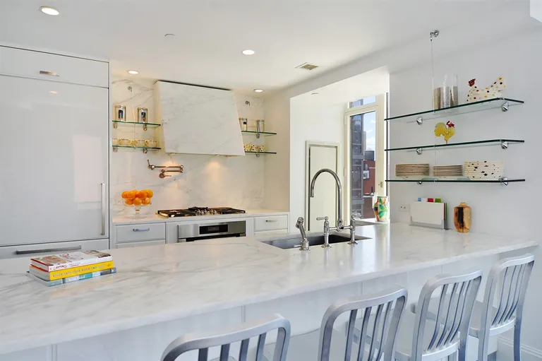 New York City Real Estate | View 305 East 85th Street, 9D | Kitchen | View 2