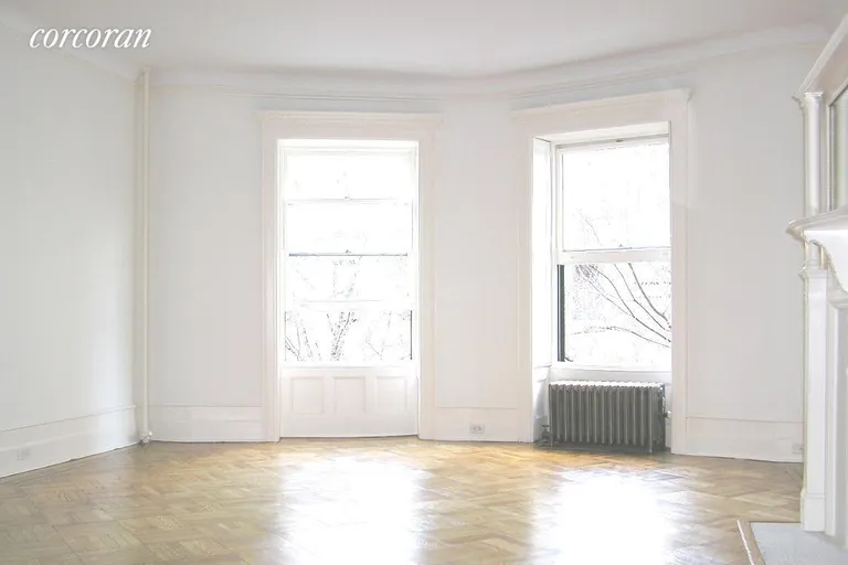 New York City Real Estate | View 18 West 68th Street, 4A | room 2 | View 3