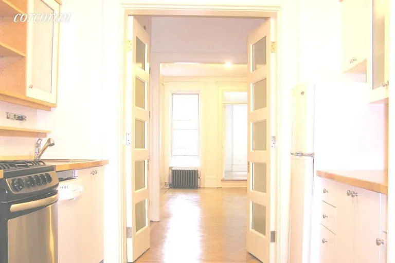 New York City Real Estate | View 18 West 68th Street, 4A | room 4 | View 5