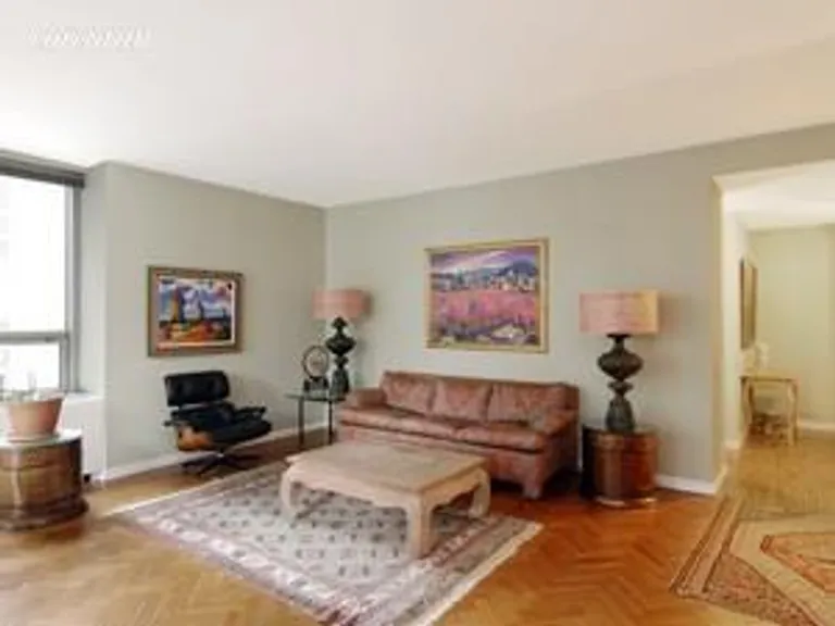New York City Real Estate | View 15 West 53rd Street, 13J | room 1 | View 2