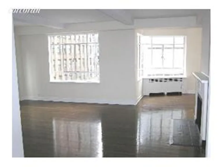 New York City Real Estate | View 240 Central Park South, 8Q | room 4 | View 5