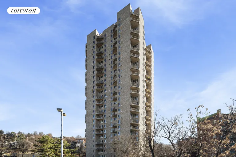 Other US Real Estate | View 1 Glenwood Avenue, 17L | room 7 | View 8