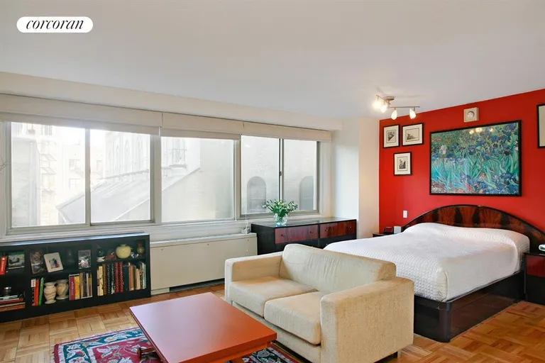 New York City Real Estate | View 401 East 86th Street, 4N | Sleeping alcove large enough for a king sized bed | View 3