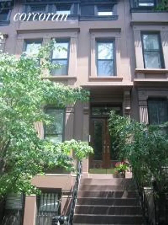 New York City Real Estate | View 809 President Street, 1 | 2 Beds, 2 Baths | View 1