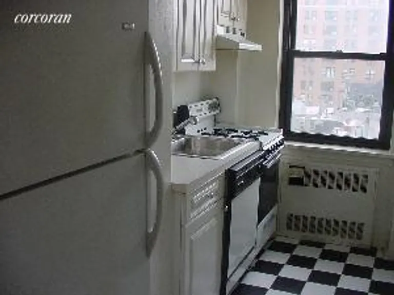 New York City Real Estate | View 11 Riverside Drive, 10DW | room 1 | View 2