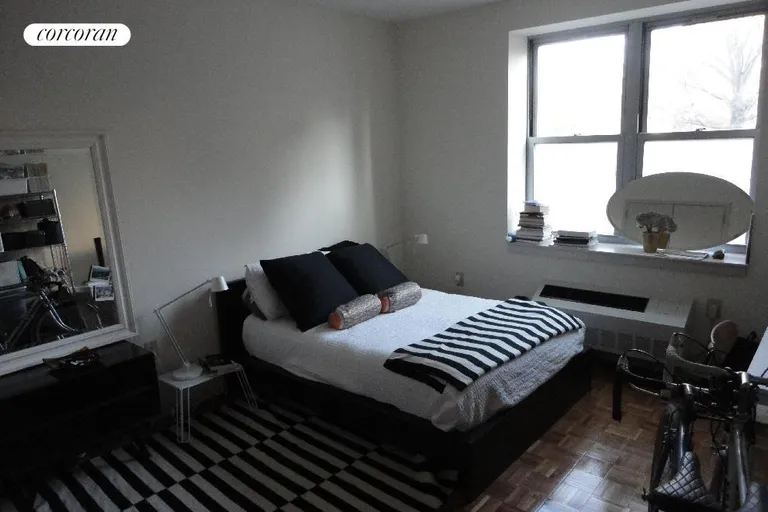 New York City Real Estate | View 218 Myrtle Avenue, 2H | Super queen size bedroom | View 5