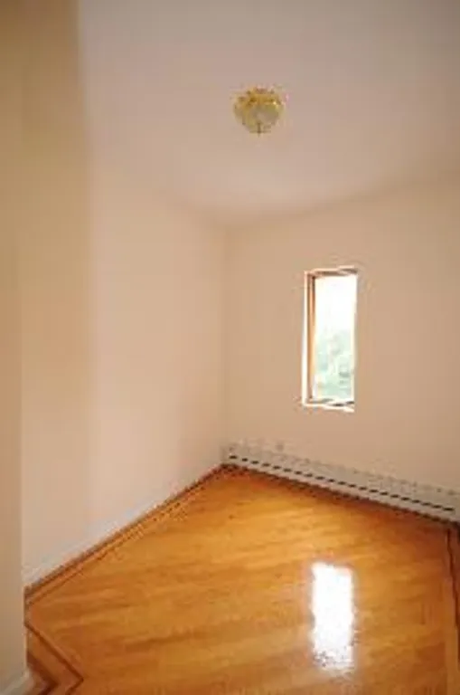 New York City Real Estate | View 32 Greene Avenue, 3 | room 1 | View 2