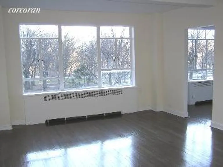 New York City Real Estate | View 240 Central Park South, 4L | room 1 | View 2