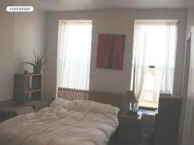 New York City Real Estate | View 293 Tompkins Avenue, 4 | room 4 | View 5
