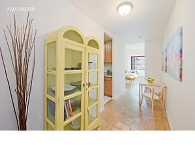 New York City Real Estate | View 350 West 50th Street, 6JJ | room 1 | View 2