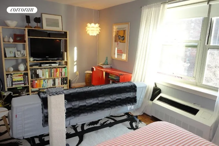 New York City Real Estate | View 218 Myrtle Avenue, 6L | room 3 | View 4