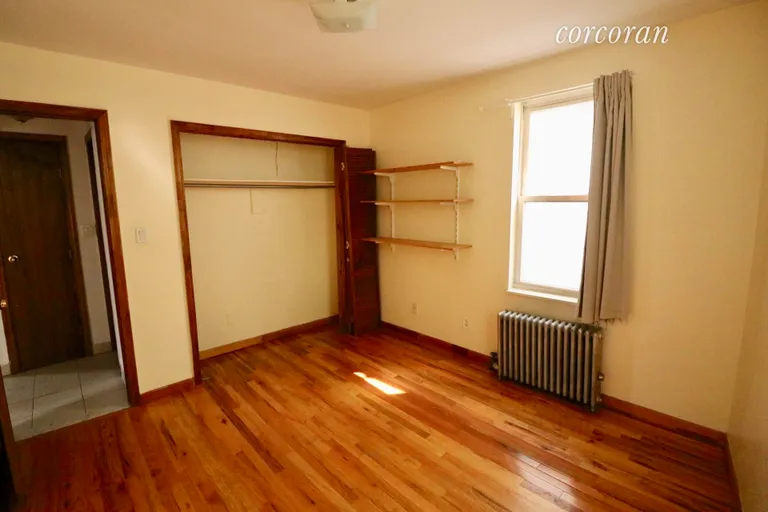 New York City Real Estate | View 30-94 Crescent Street, 4B | room 2 | View 3