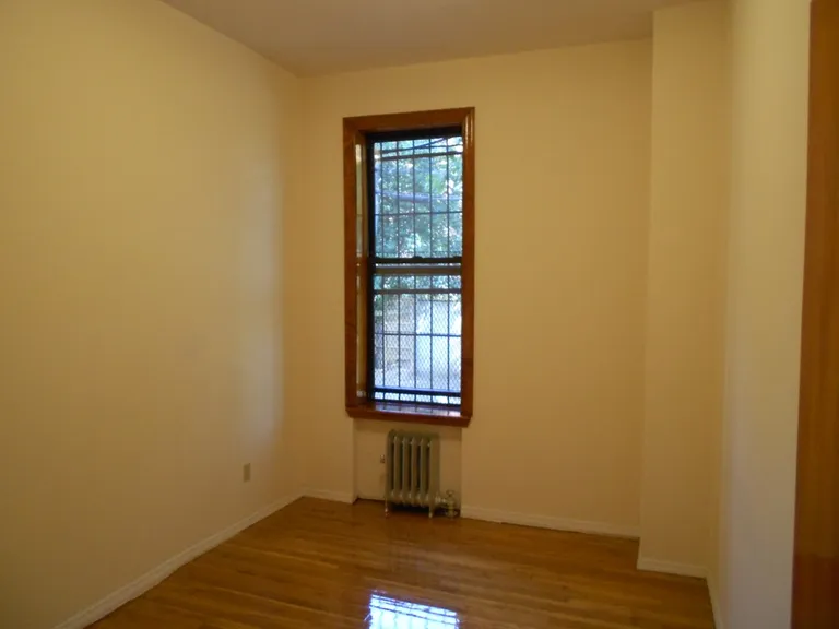 New York City Real Estate | View 415 14th Street, 1R | room 2 | View 3