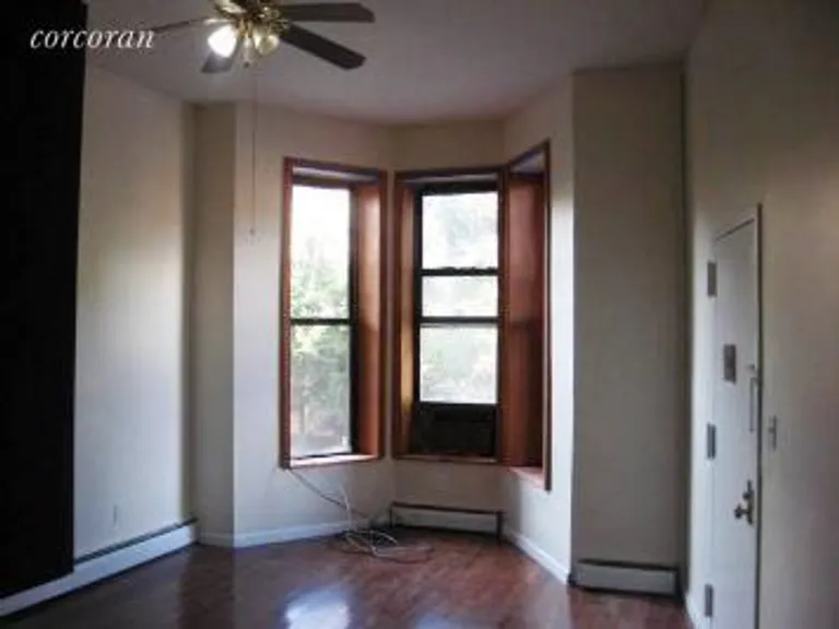New York City Real Estate | View 290 Hancock Street, 1 | 2 Beds, 1 Bath | View 1