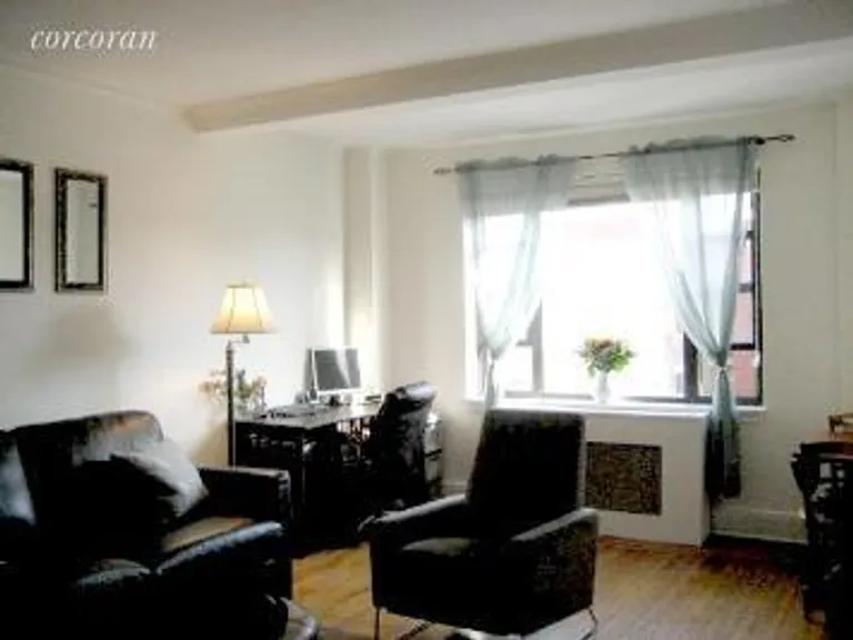 New York City Real Estate | View 102 West 85th Street, 6G | room 1 | View 2