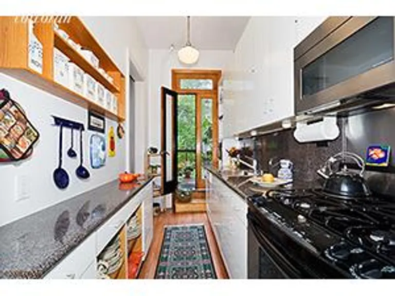 New York City Real Estate | View 253 Dean Street | room 2 | View 3