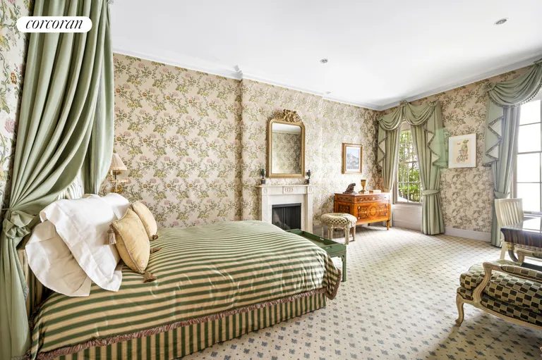New York City Real Estate | View 163 East 64th Street | room 21 | View 22