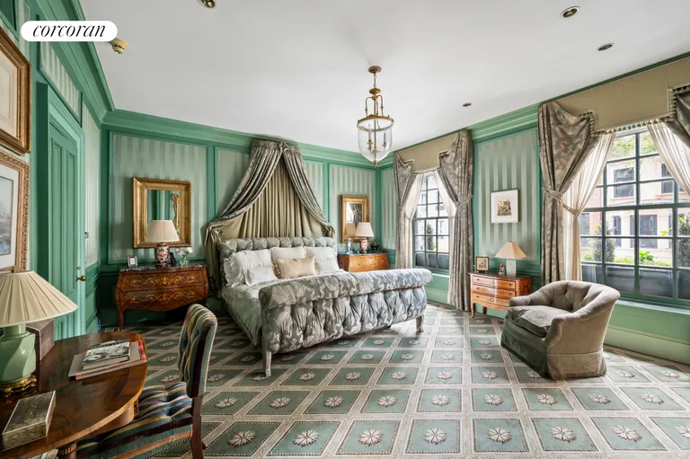 New York City Real Estate | View 163 East 64th Street | room 22 | View 23