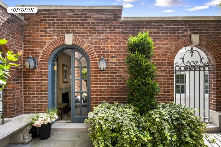 New York City Real Estate | View 163 East 64th Street | room 27 | View 28
