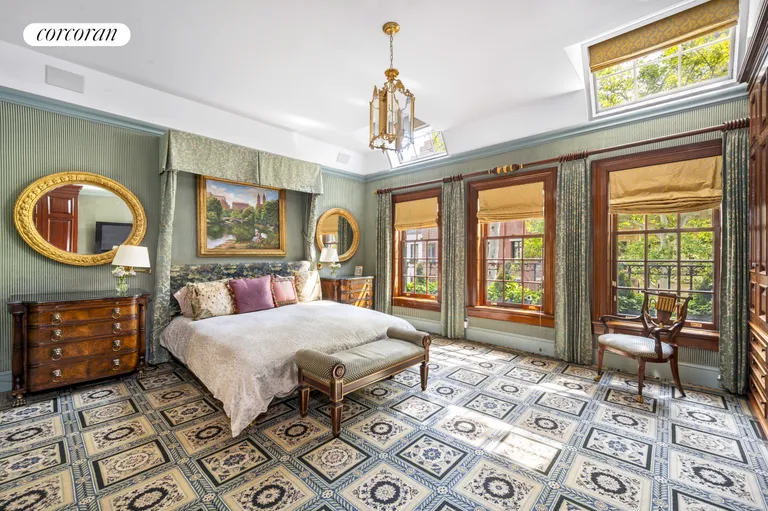 New York City Real Estate | View 163 East 64th Street | room 29 | View 30