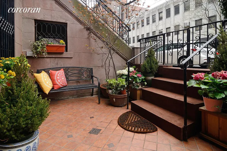 New York City Real Estate | View 119 West 82nd Street, 1 | room 8 | View 9