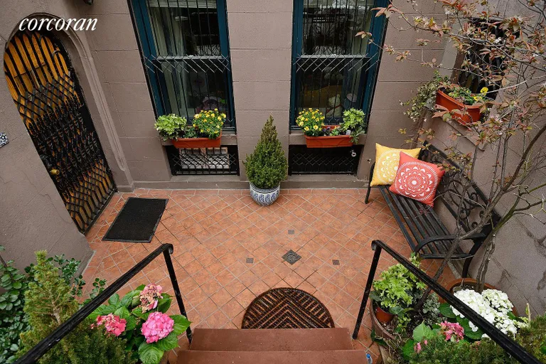 New York City Real Estate | View 119 West 82nd Street, 1 | room 22 | View 23