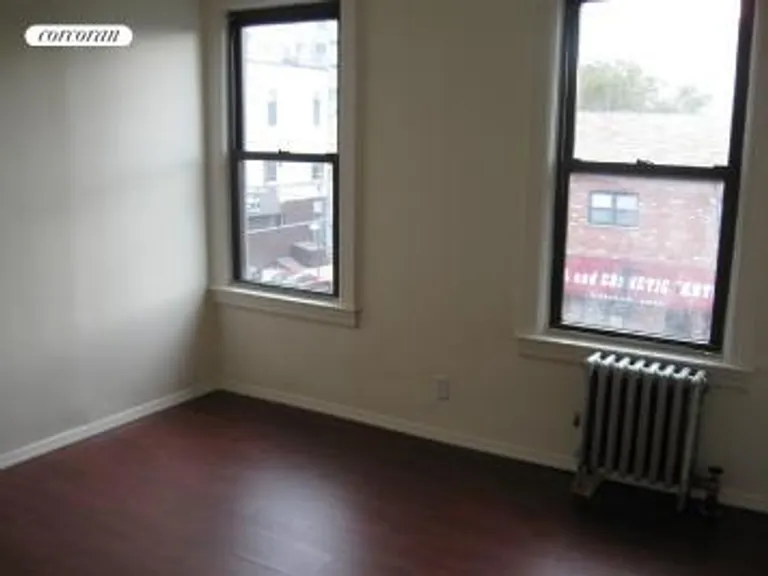 New York City Real Estate | View 402 Graham Avenue, 3 | room 5 | View 6