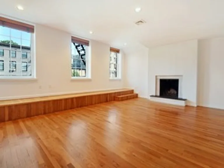 New York City Real Estate | View 140 Atlantic Avenue, 1BR | 1 Bed, 1 Bath | View 1