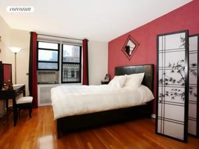 New York City Real Estate | View 330 East 80th Street, 7K | room 1 | View 2