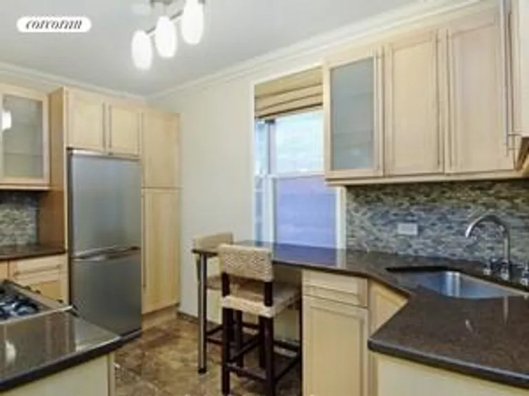 New York City Real Estate | View 101 West 23rd Street, 3J | room 2 | View 3