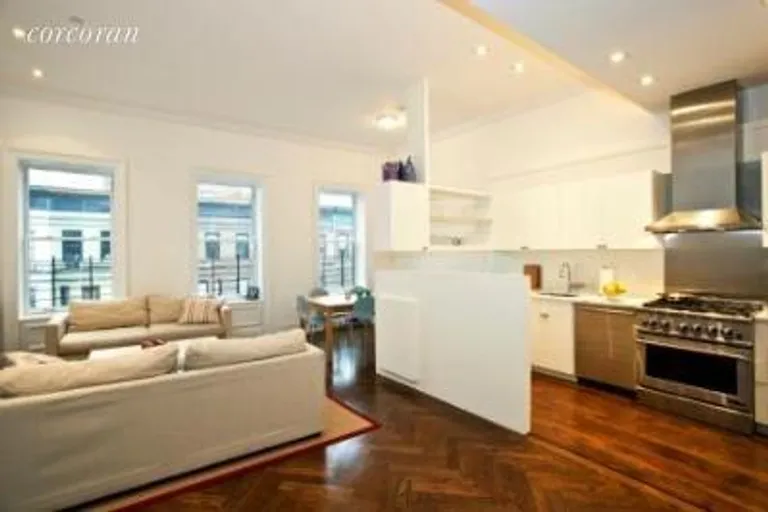 New York City Real Estate | View 21 West 75th Street, PH | 3 Beds, 2 Baths | View 1