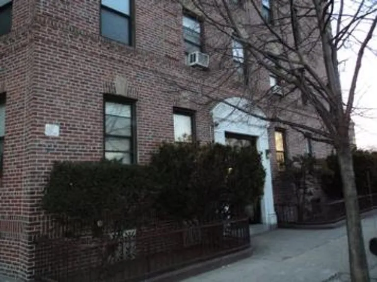 New York City Real Estate | View 625 Caton Avenue, 1D | 1 Bed, 1 Bath | View 1