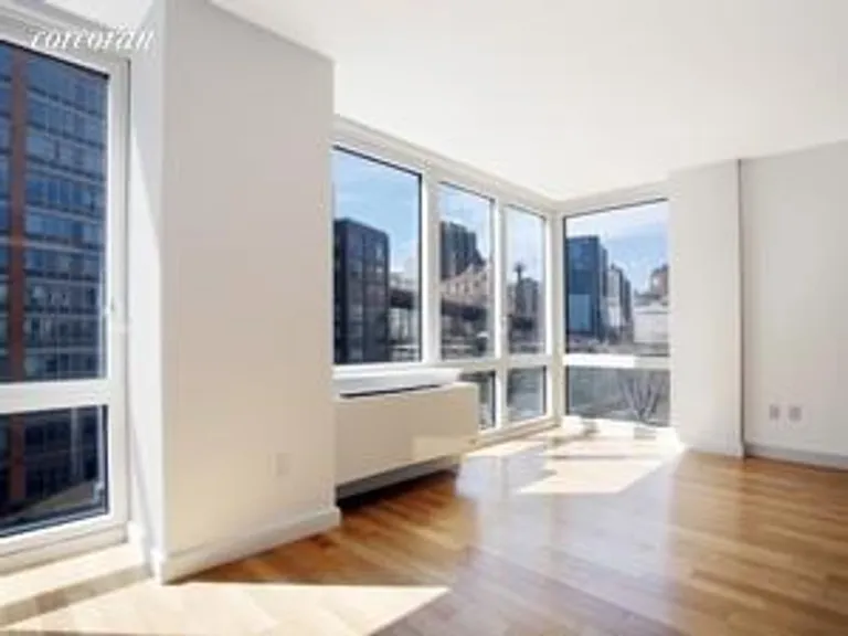 New York City Real Estate | View 415 Main Street, 10D | 1 Bed, 1 Bath | View 1