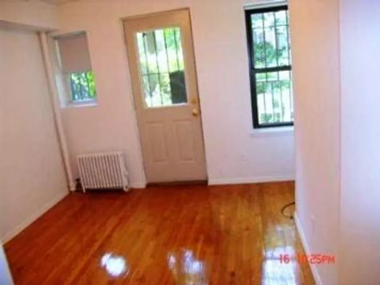 New York City Real Estate | View 124 Berkeley Place, 1 Garden | room 1 | View 2