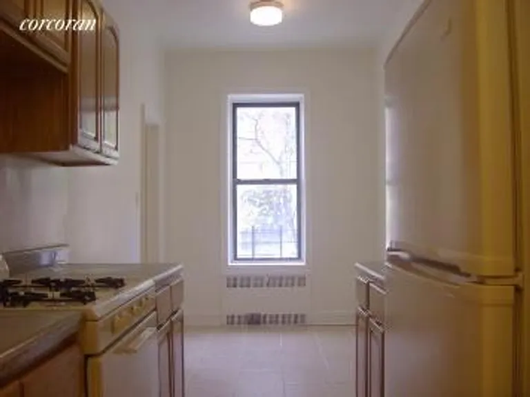 New York City Real Estate | View 25 Parade Place, 1H | room 1 | View 2