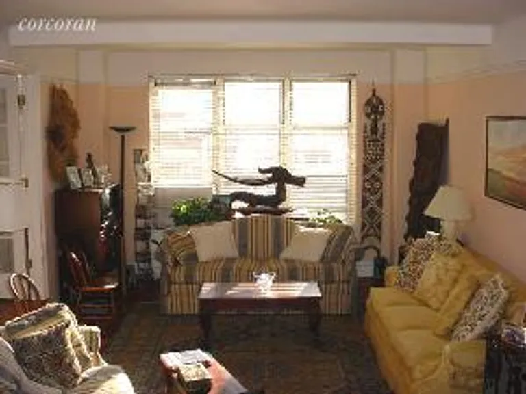 New York City Real Estate | View 200 West 86th Street, 9F | 1 Bed, 1 Bath | View 1